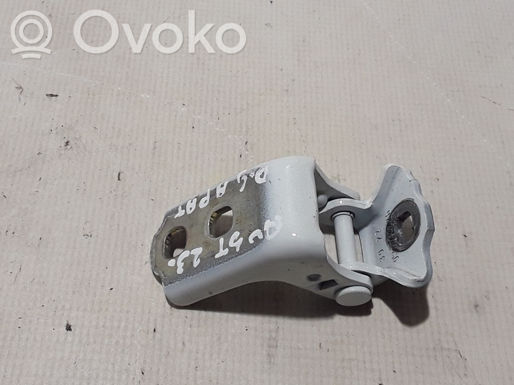 Renault Austral Rear door lower hinge 