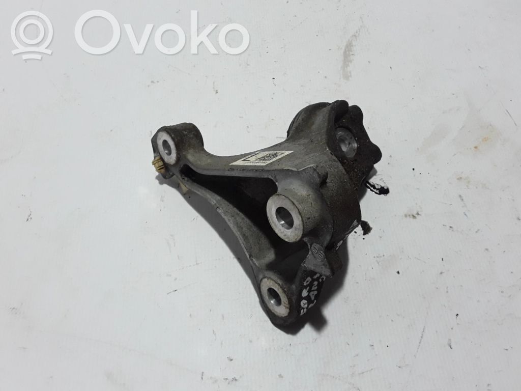 Ford Ranger Engine mounting bracket 
