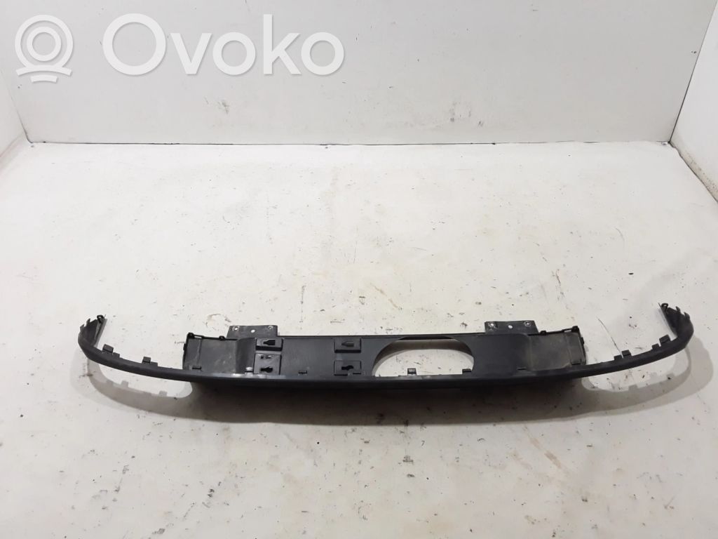Volvo V60 Moldura inferior del parachoques trasero 