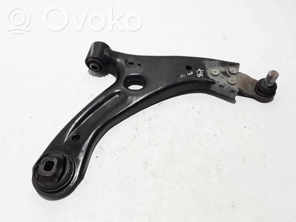 Volvo XC40 Querlenker Achsschenkel vorne 
