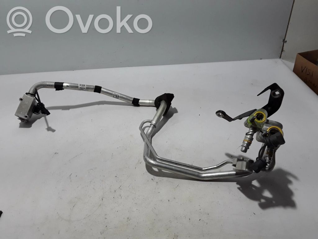 Volvo XC60 Ilmastointilaitteen putki (A/C) 