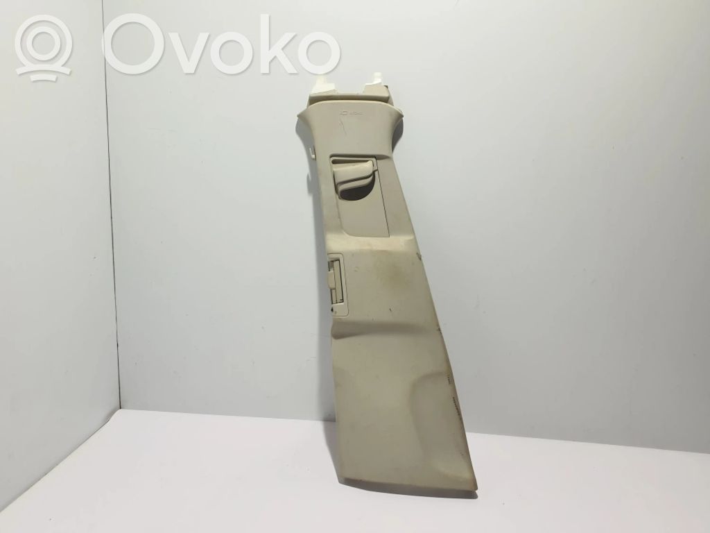 Volvo XC90 Pilar (B) (superior) 