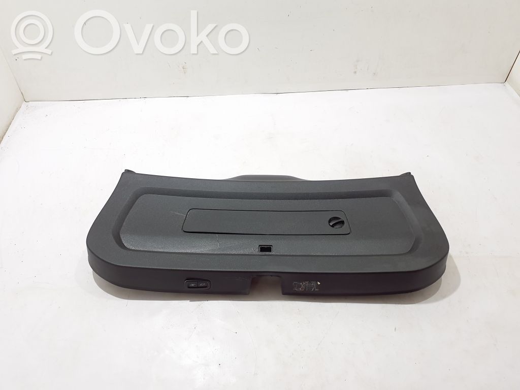 Volvo XC90 Garniture de hayon