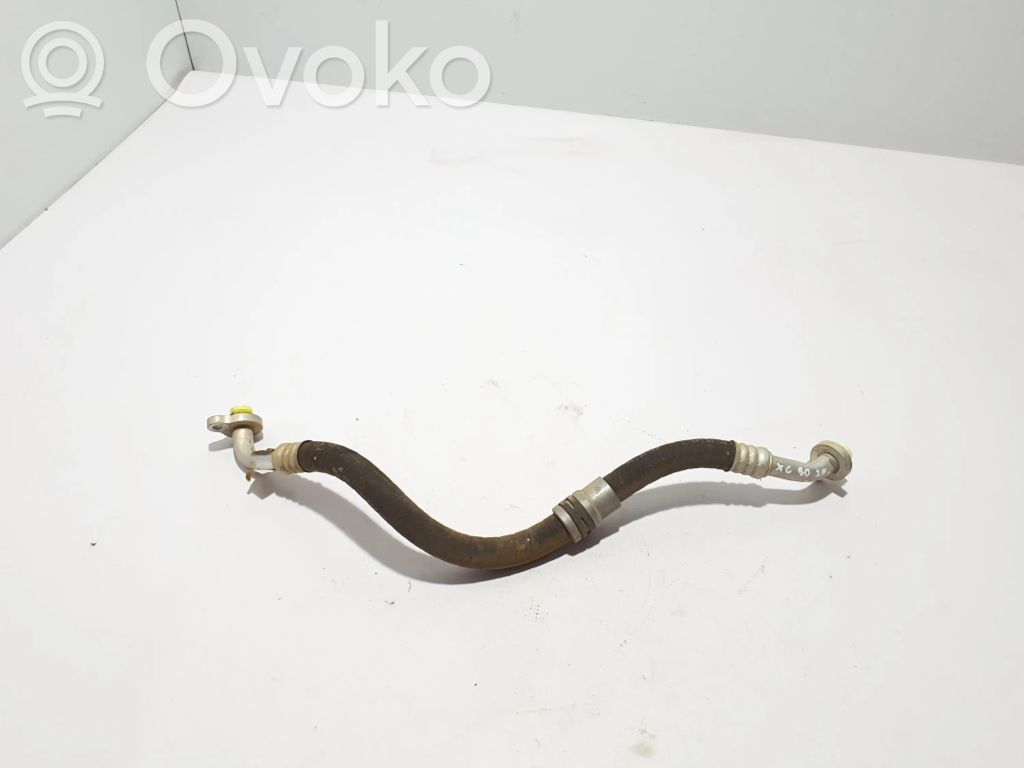 Ilmastointilaitteen putki (A/C)   32226736