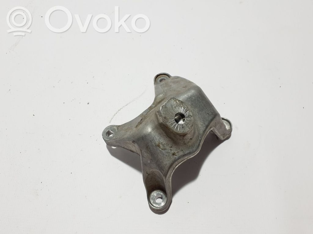 Porsche Macan (95B) Engine mounting bracket 