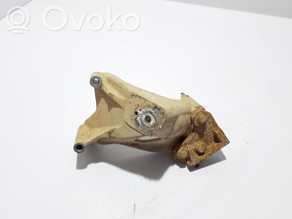 Volkswagen Amarok Łapa / Mocowanie silnika 