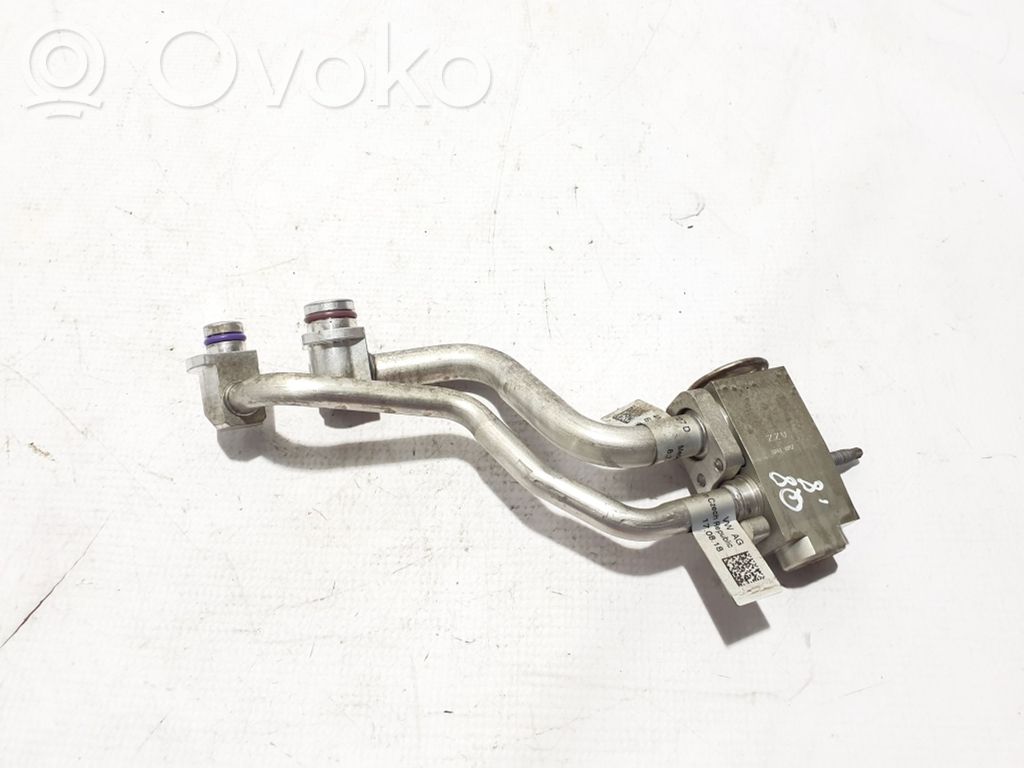 Audi Q8 Ilmastointilaitteen putki (A/C) 