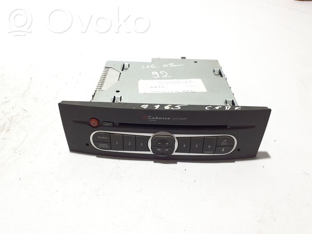 Renault Laguna II Panel / Radioodtwarzacz CD/DVD/GPS 