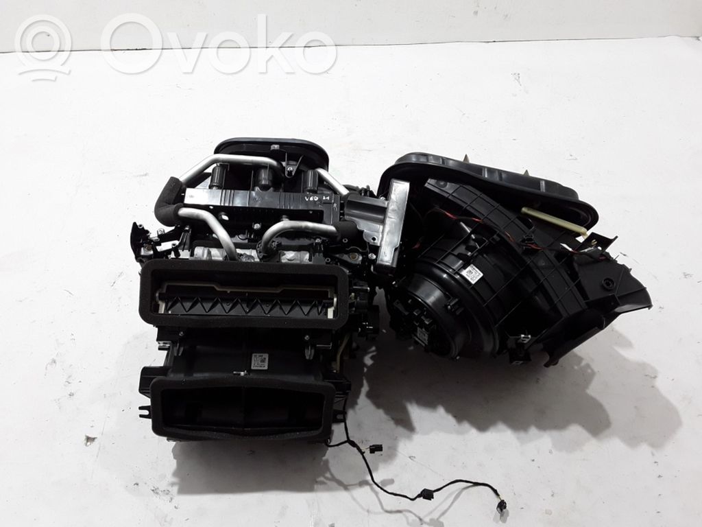 Volvo V60 Nagrzewnica / Komplet 