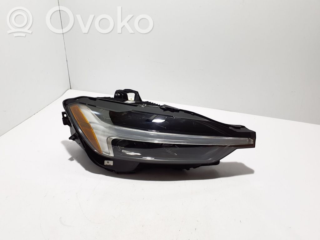 Scheinwerfer   32337391