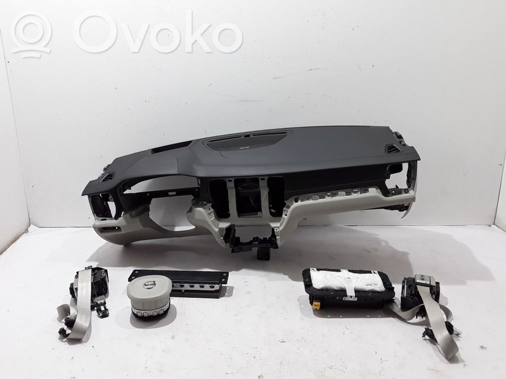 Deska rozdzielcza   31467484