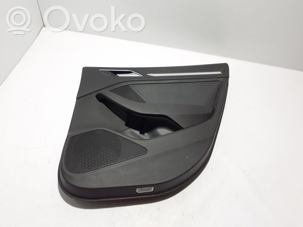 Audi A3 S3 8V Takaoven verhoilu 