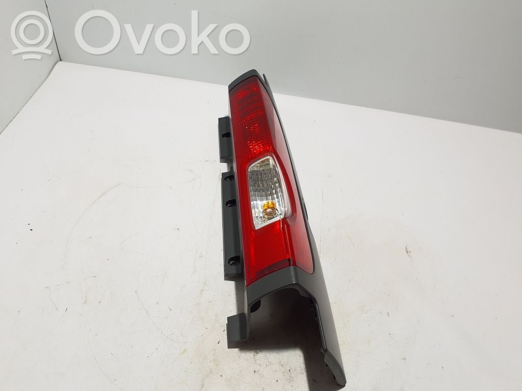 Renault Trafic II (X83) Luci posteriori 