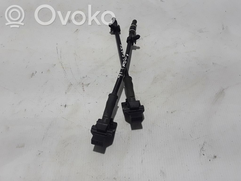 Ford Ranger Windshield washer spray nozzle 