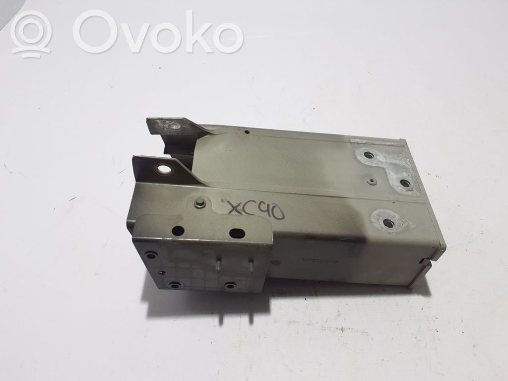Volvo XC90 Priekinis amortizatorius bamperio 