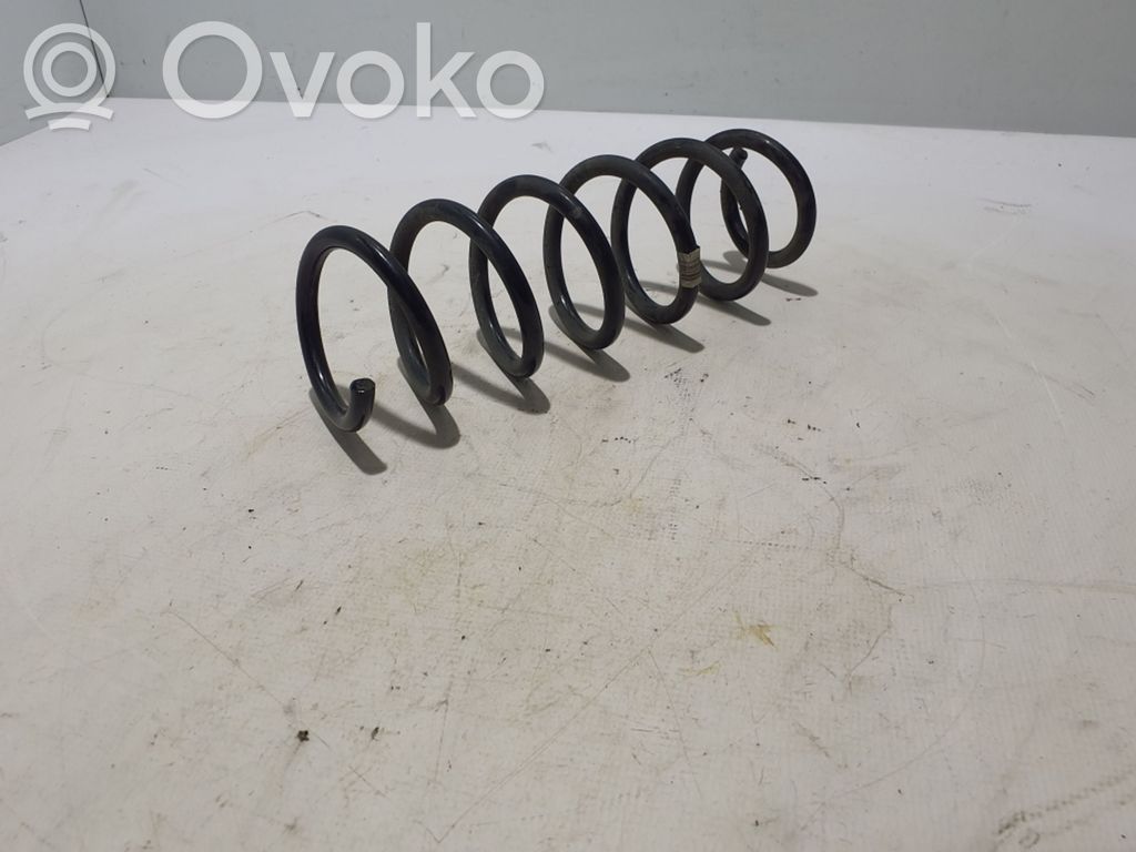 BMW 5 G30 G31 G38 Sprężyna przednia 