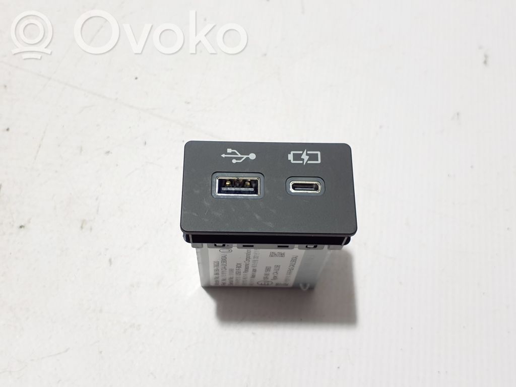 Lexus NX Enchufe conector USB 