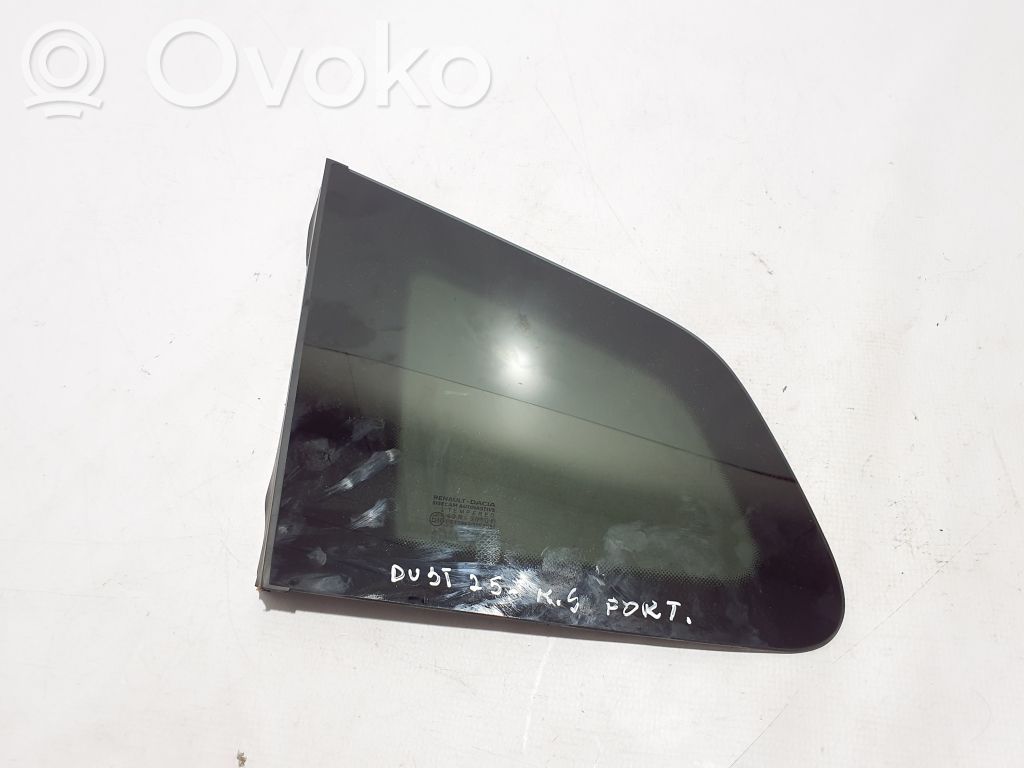 Rear side window   833011622R