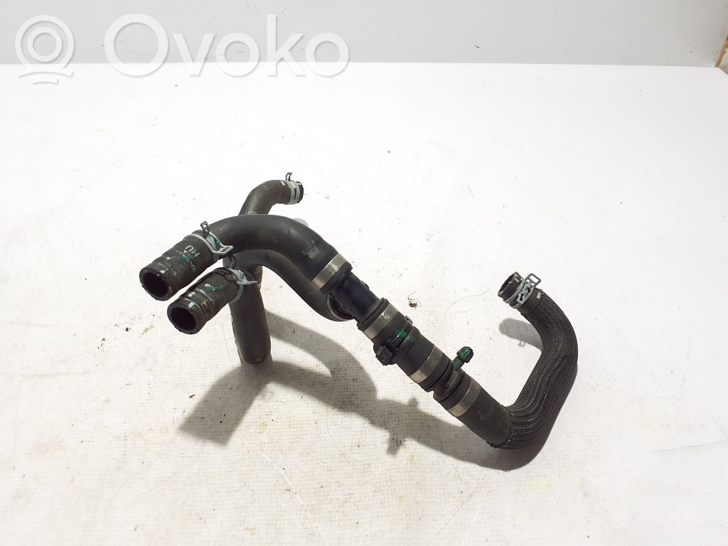 Renault Arkana Conductă/furtun lichid de răcire motor 