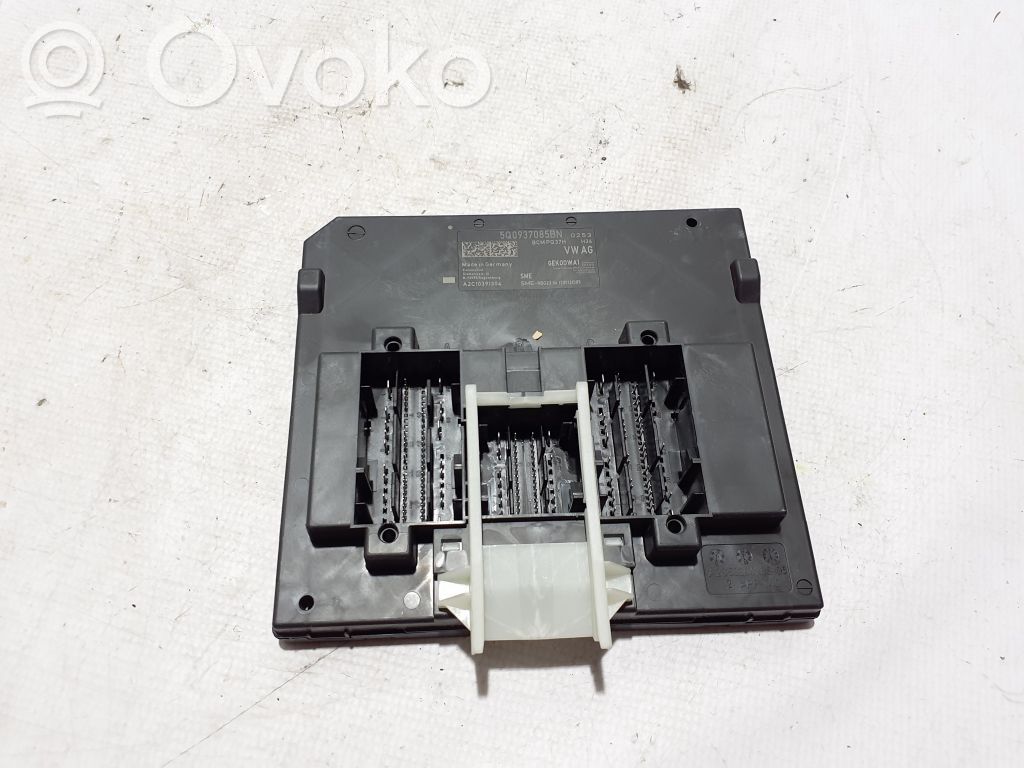 Module confort   5Q0937085BN