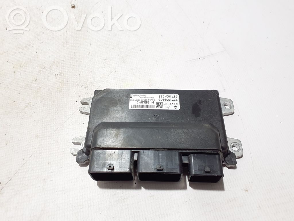 Renault Arkana Engine control unit/module 