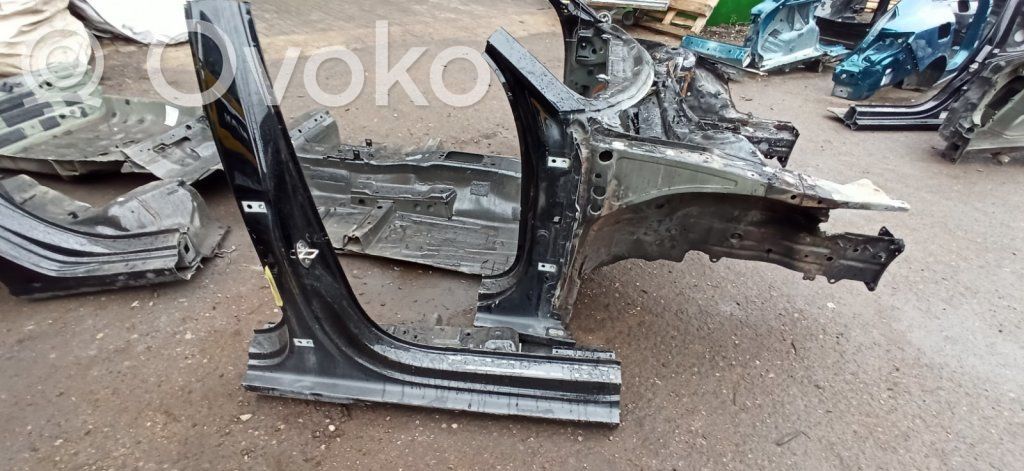 Słupek środkowy   8V5809840