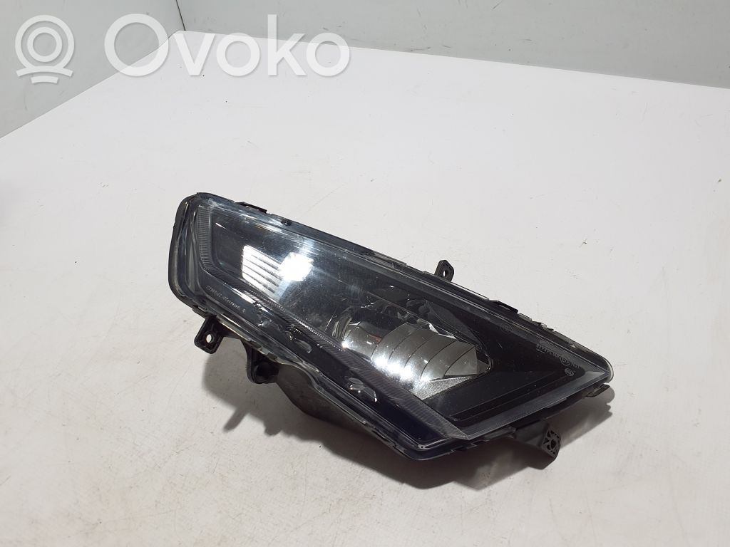 Seat Leon (5F) Etusumuvalo 