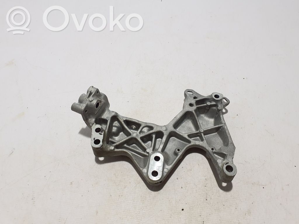 Renault Talisman Engine mounting bracket 