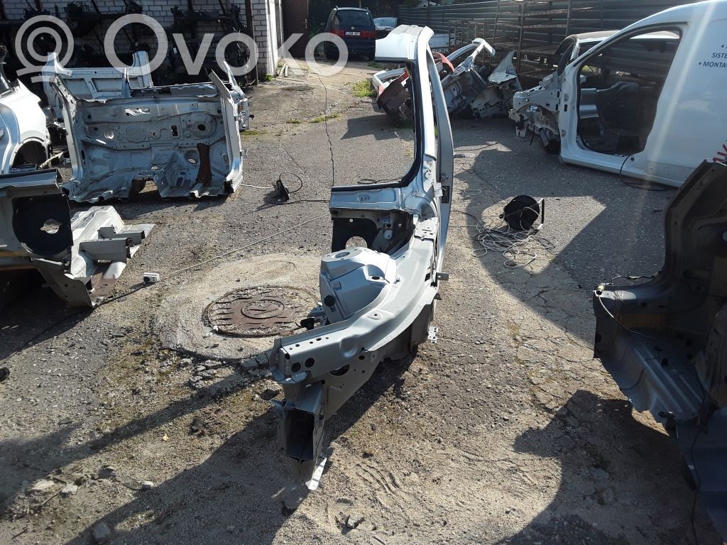 Panel lateral delantero   32234475