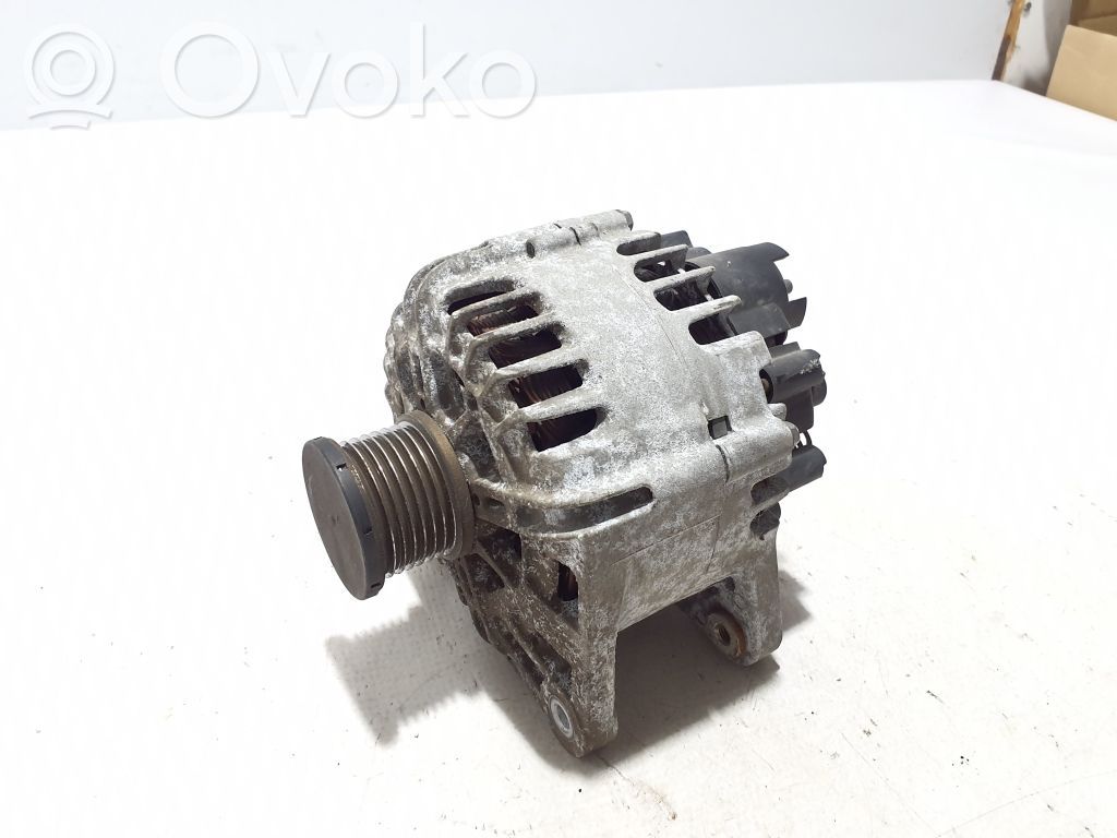 Renault Megane III Generator/alternator 
