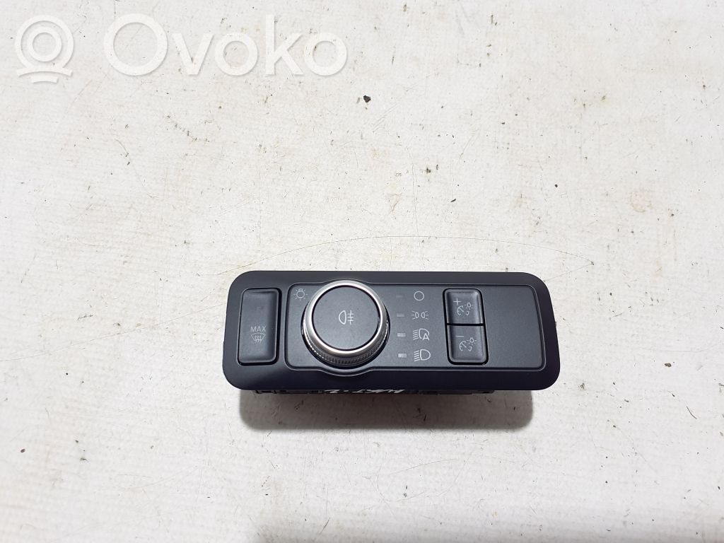 Ford Mach-E I Interruptor de luz 