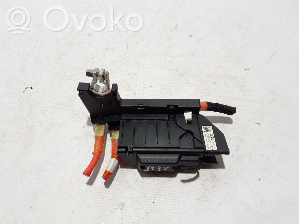 Plus / Klema / Przewód akumulatora   8B3915459C