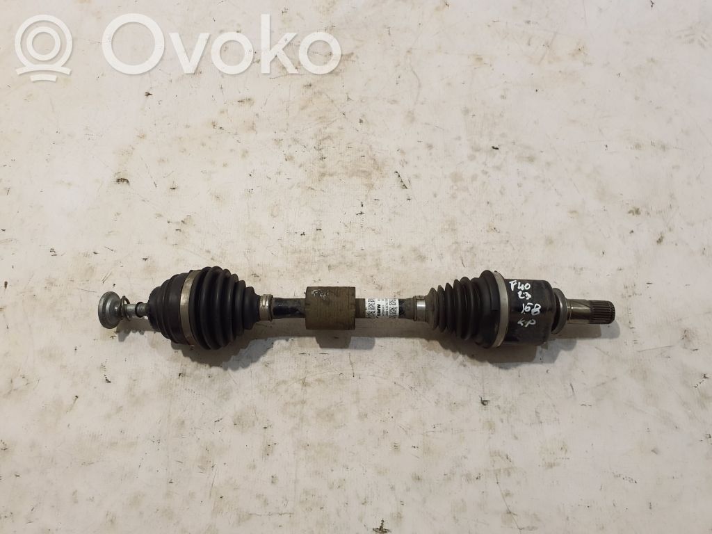 BMW 1 F40 Eje de transmisión delantero 