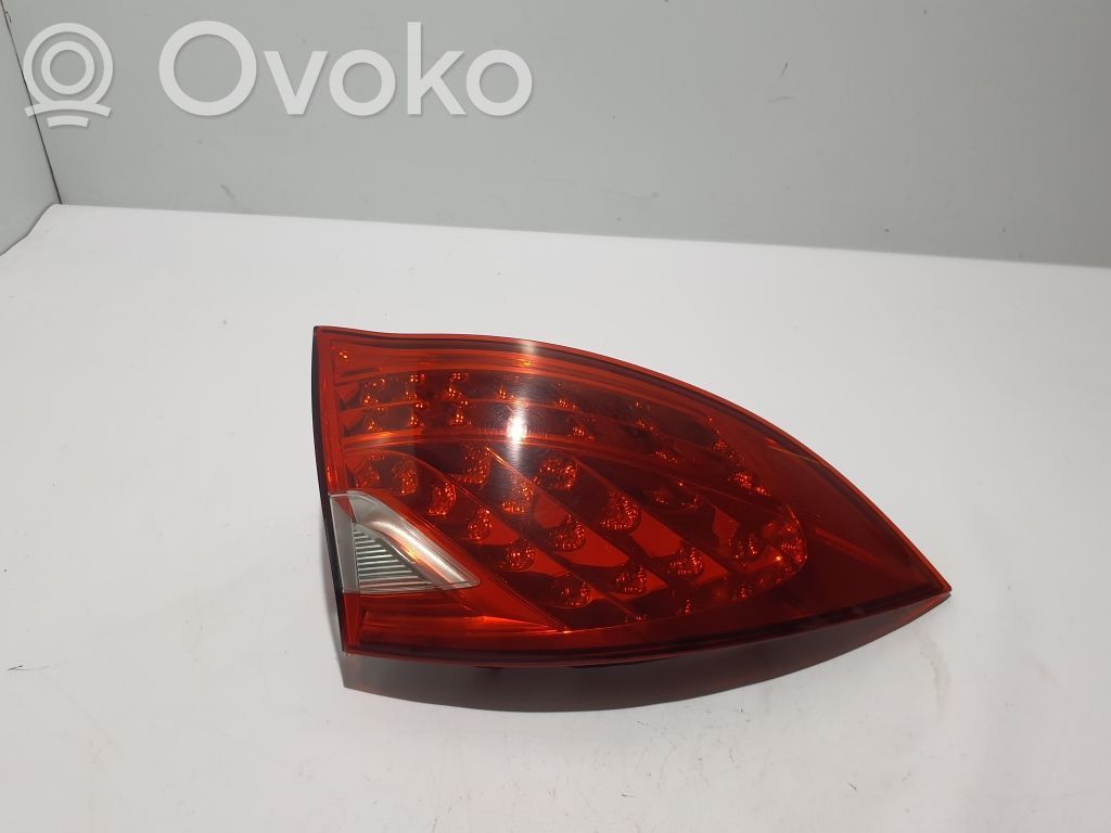 Porsche Cayenne (92A) Lampa tylna 