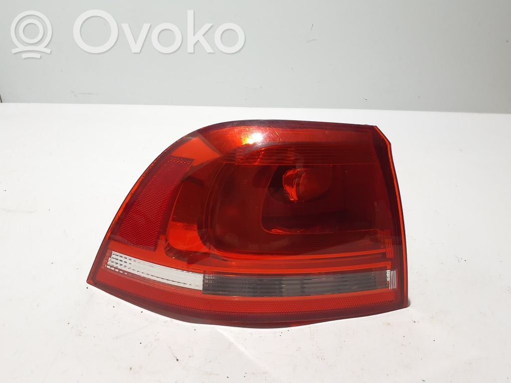 Volkswagen Touareg II Lampă spate în caroserie 