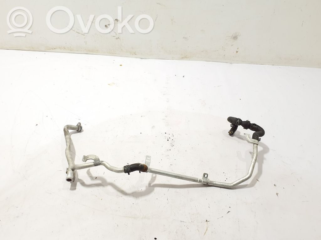 Audi A4 S4 B9 Caurules/šļūtenes 