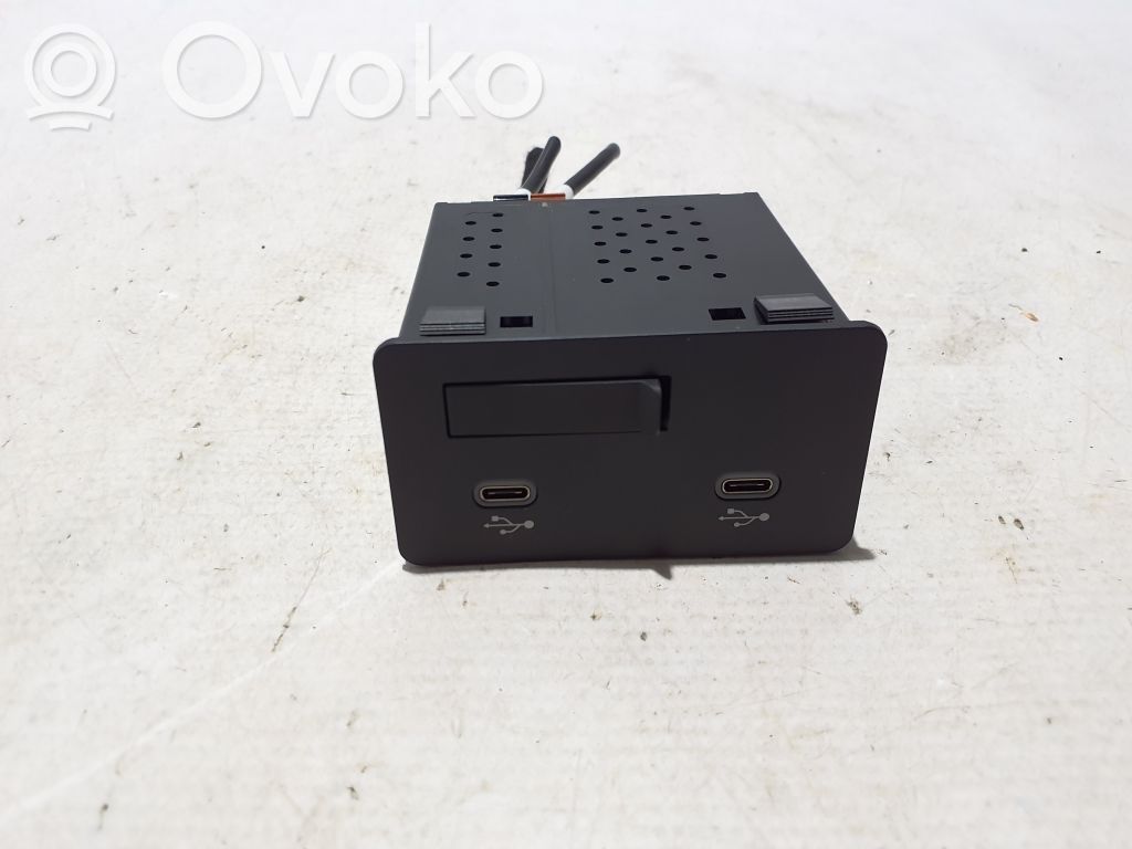 Mazda CX-60 Enchufe conector USB 