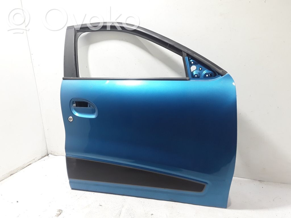 Dacia Spring Durvis 