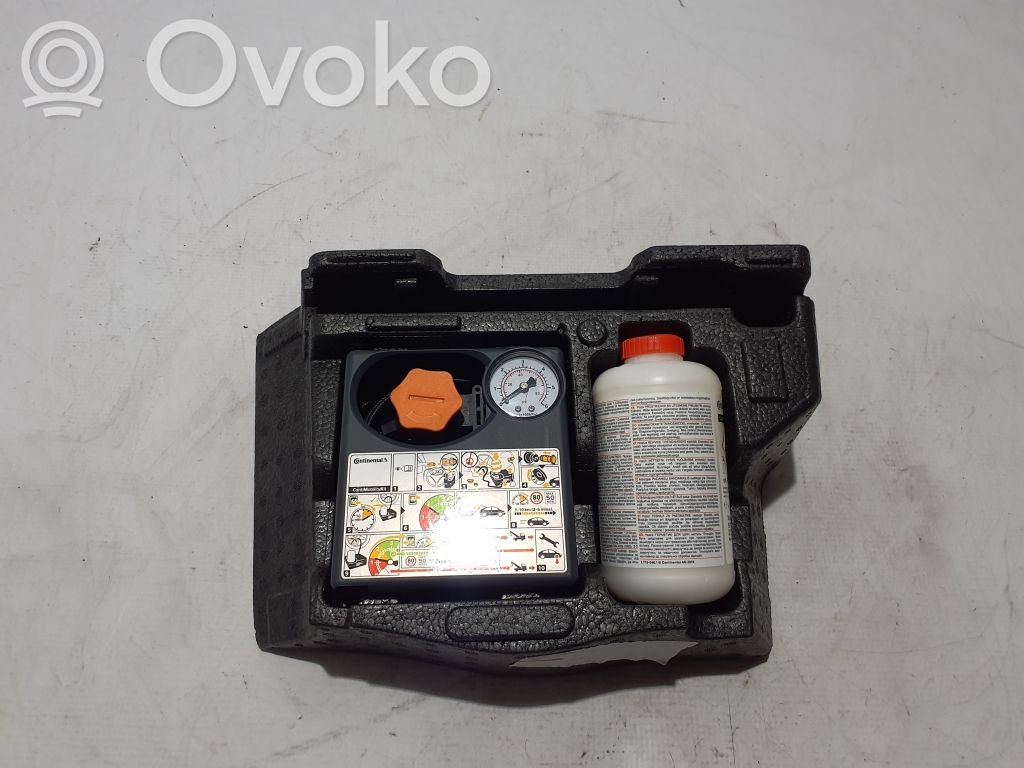 Renault Scenic E-Tech V Tool set 