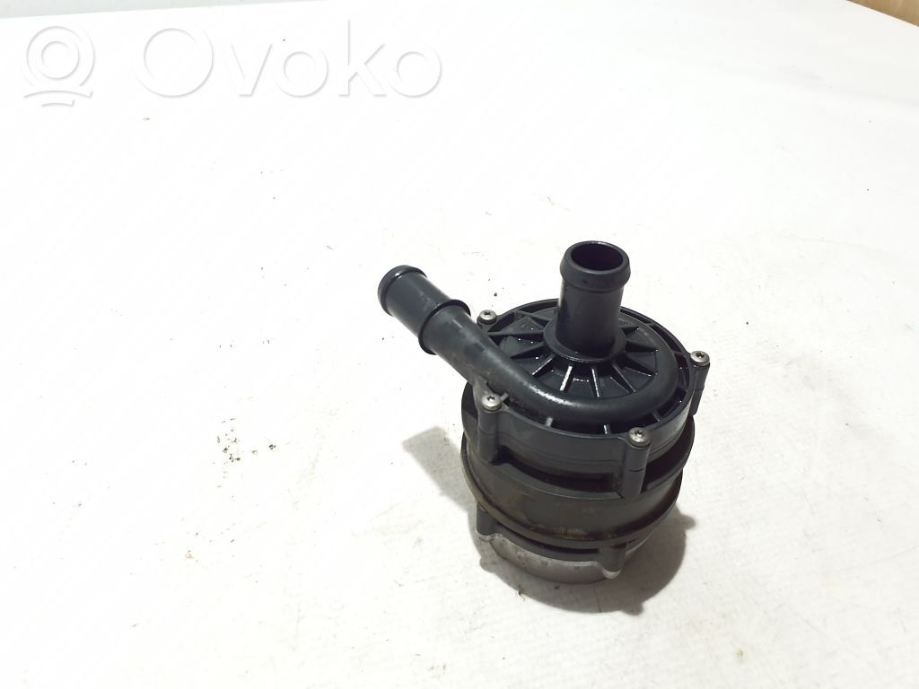 Volvo C40 Pompe à eau de liquide de refroidissement 