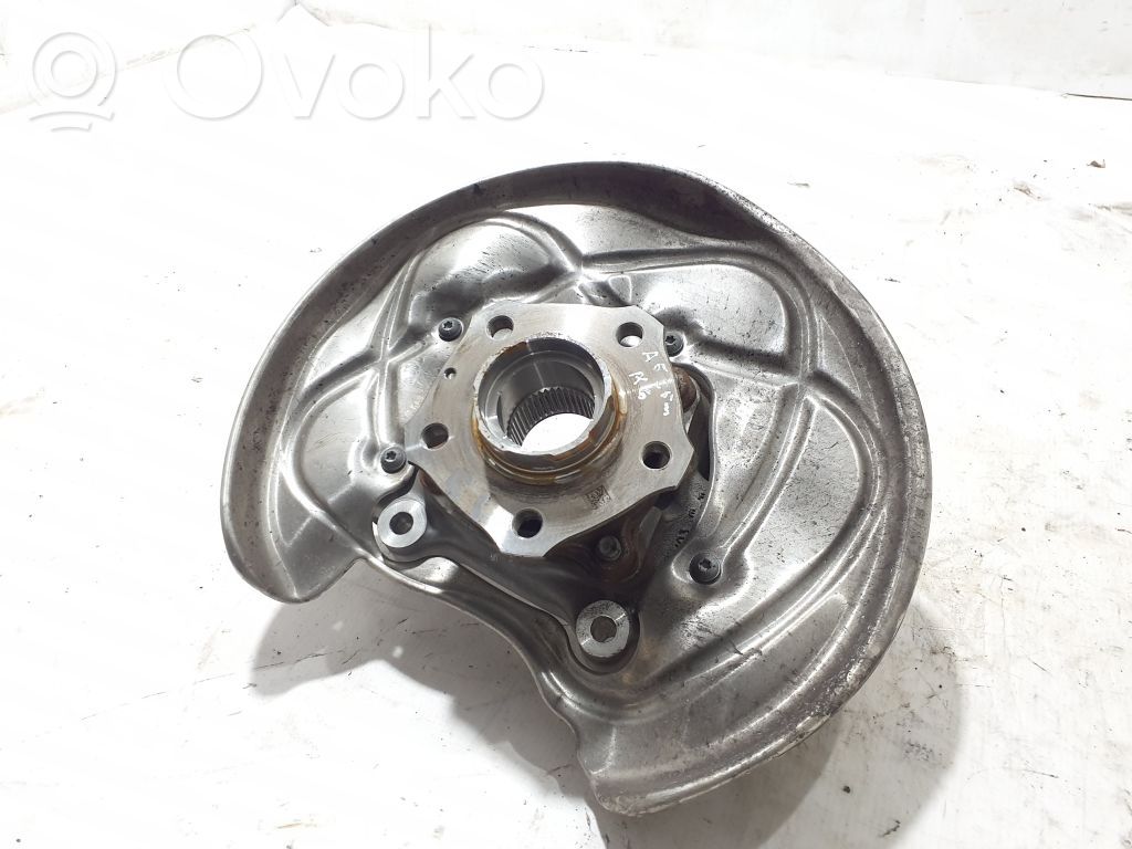 Cubo de rueda trasera   8B3505431G