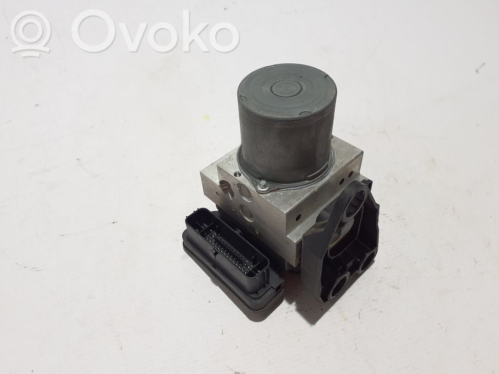 Audi Q8 ABS bloks 