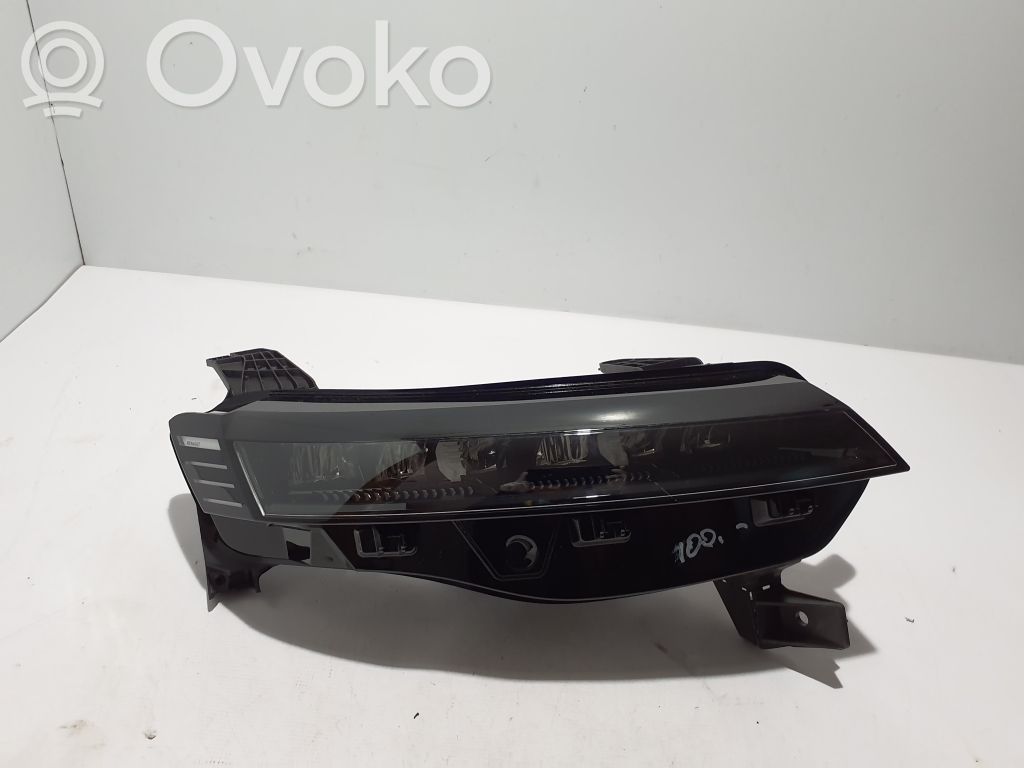 Renault Megane E-Tech Headlight/headlamp 