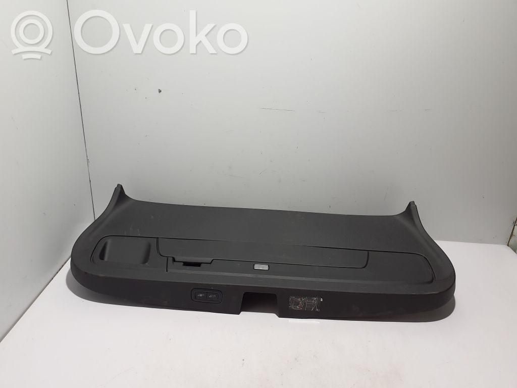 Volvo V60 Tailgate trim 