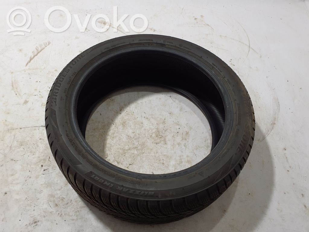 Opony zimowe R18   23545R20