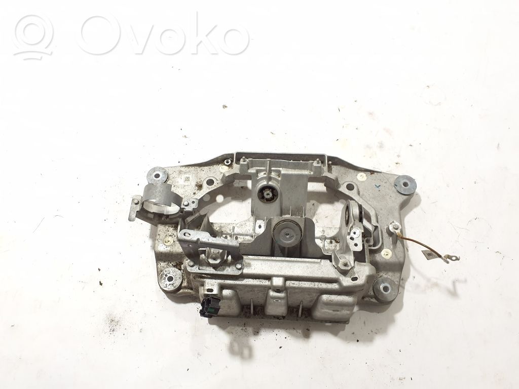 BMW 4 G22 G23 G24 G26 A/C compressor mount bracket 