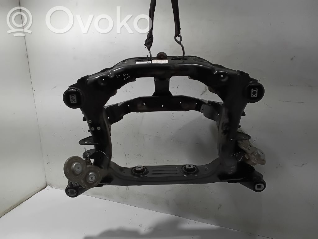 BMW 4 G22 G23 G24 G26 Galinis tiltas 