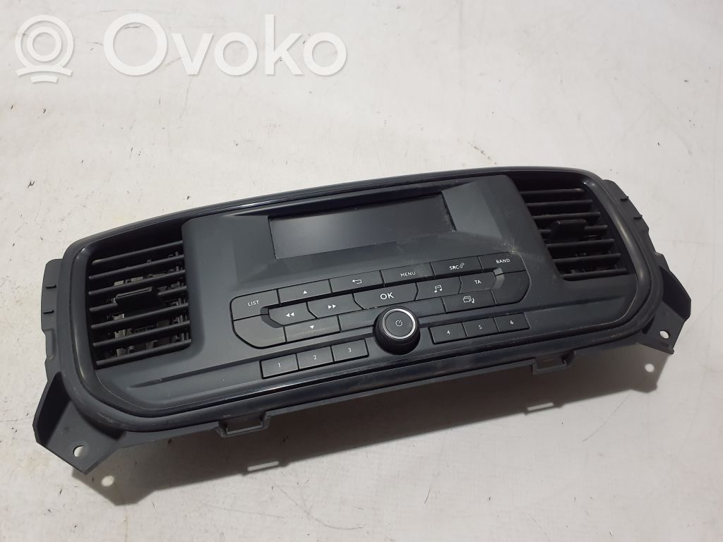 Toyota Proace Screen/display/small screen 