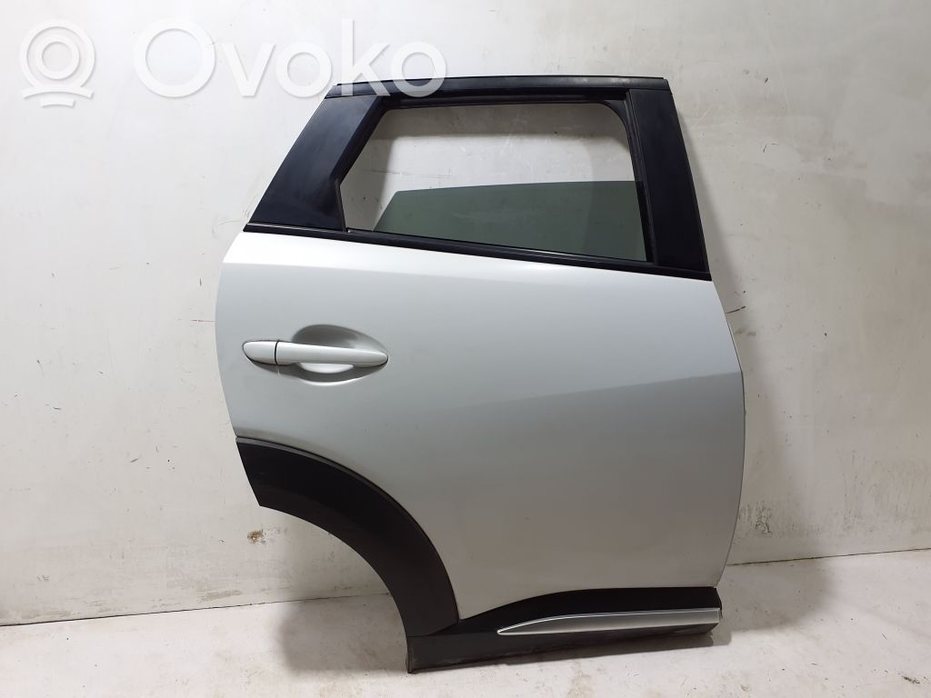 Mazda CX-3 Aizmugurējās durvis 