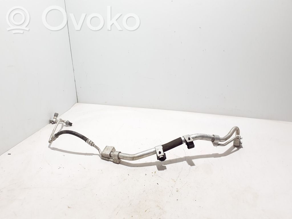 BMW X6 G06 Ilmastointilaitteen putki (A/C) 